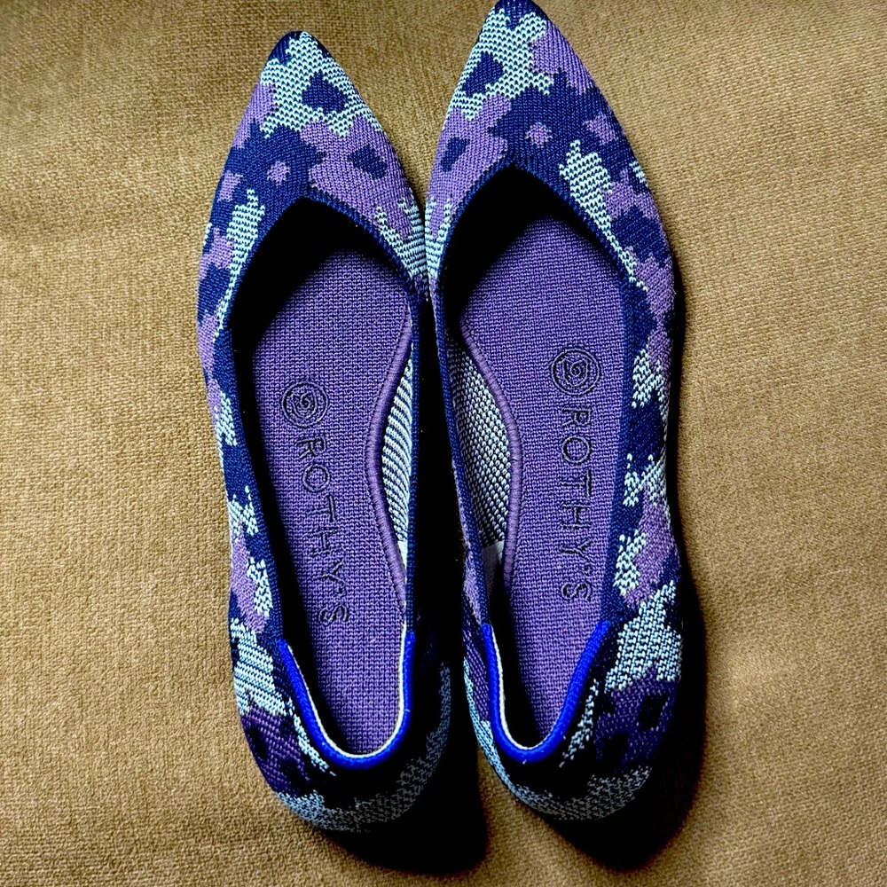 Rothy’s The Point Violet Botanicamo in size 6 EUC